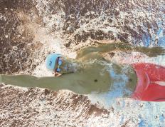 C罗重返赛场，战术调整首场状态出色，瑞士队观众沸腾！气势如虹延续